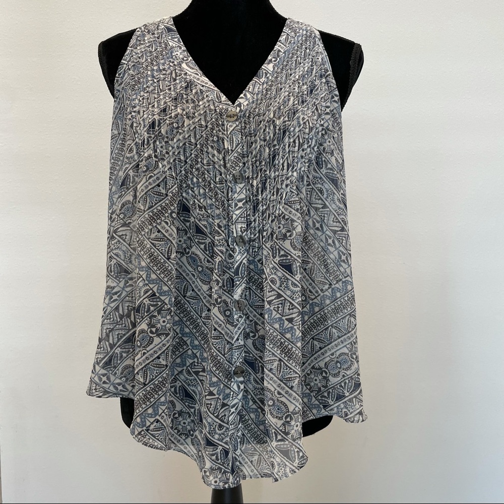 GUESS Blue and White Tank Top